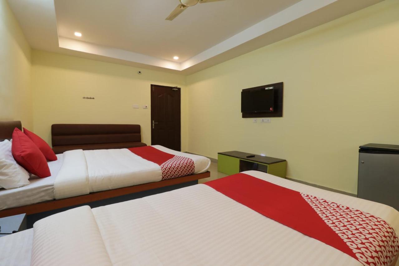Oyo 29259 Hotel Rama Royal Nellore Exterior foto